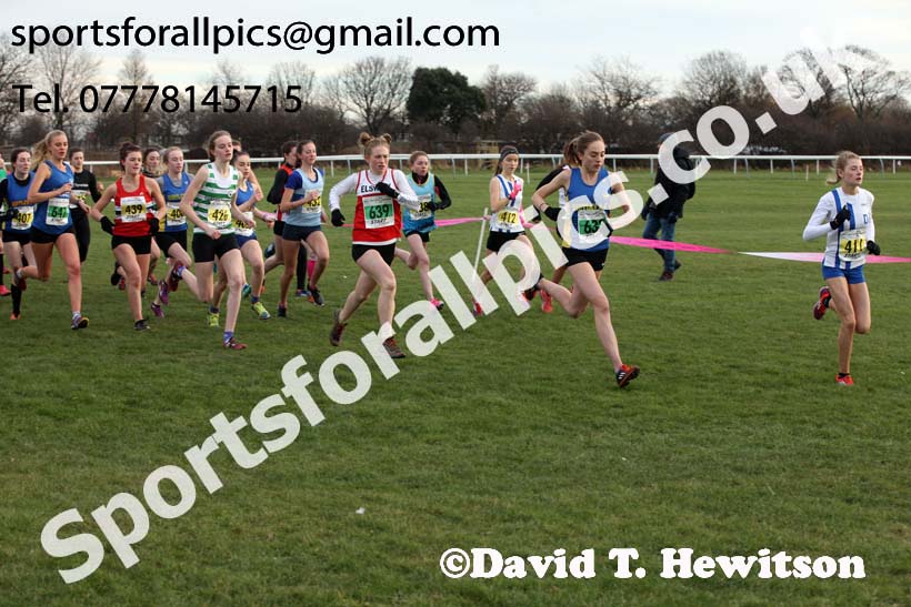 Womens under-17s and under-20s North Eastern Cross Country, Redcar. Photo:  David T. Hewitson/Sports for All Pics